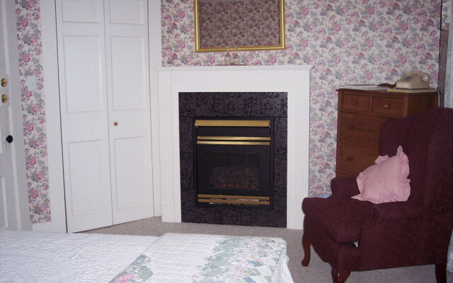 Glen Oaks Inn
