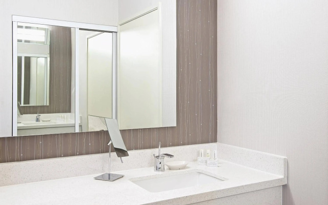 Courtyard by Marriott Palm Desert