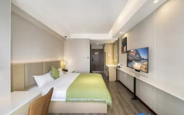 SkyTrust Inn
