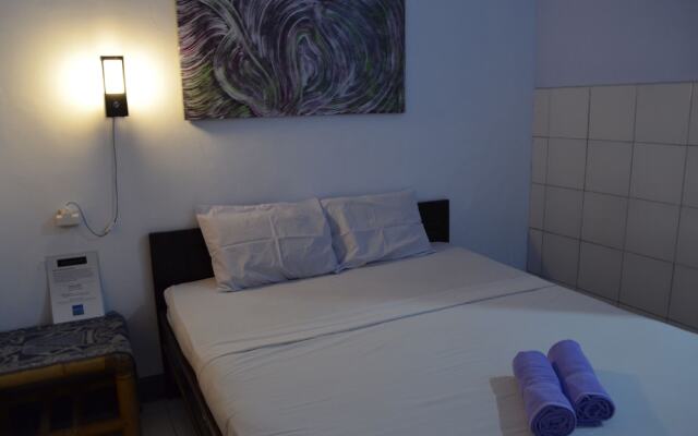 Blue Whale Guesthouse