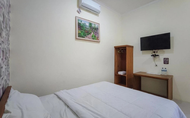 RedDoorz @ Tanakatto Homestay Waikabubak