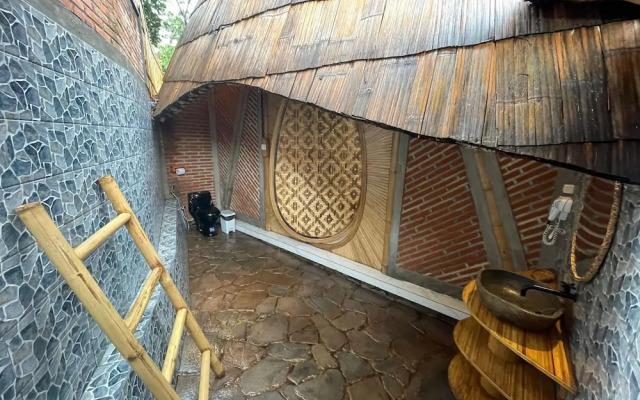 The Osing Bamboo - A Liberta Collection