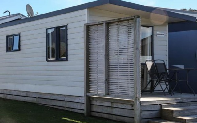 Raglan Holiday Park