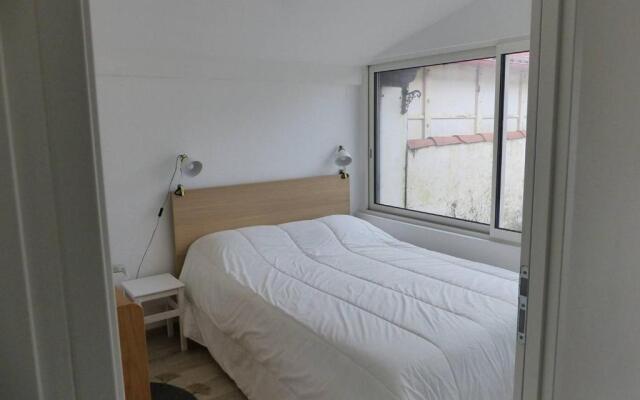 HOSSEGOR PLAGE- Petite villa rénovée pour 4 personnes- Wifi gratuit