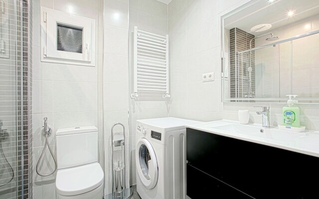 Bright 2 Bd Apart In Front Of Retiro Park. Retiro Ii