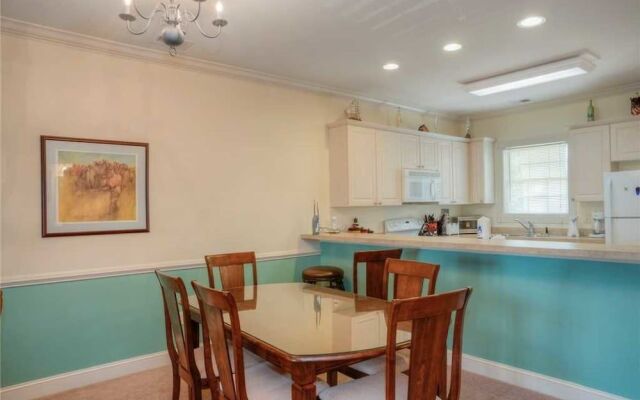 Magnolia Pointe 103 4887 2 Br condo by RedAwning