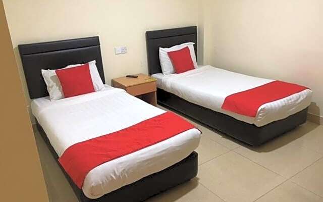 New Hua Kiew Inn By CV