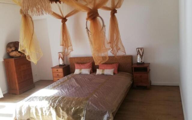 Spacieuse Maison 6 Chambres a 50 M de la Plage