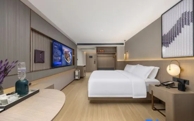 Lavande Hotel (Chongqing Kaizhou New Century Pedestrian Street)