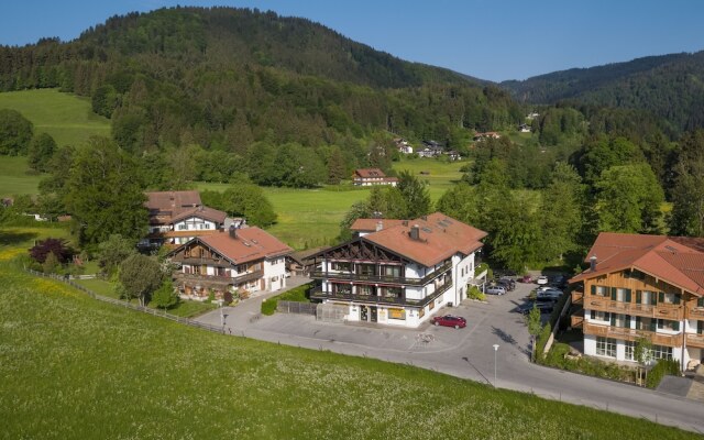 Sonnhof Alpine Suites by stayFritz