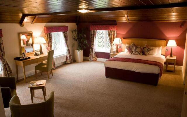 The Kingfisher Pub and Hotel