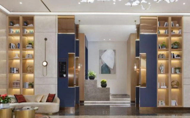 L'Oreal County Hotel