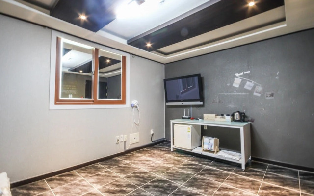 Hapcheon Broadway Hotel