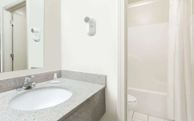 Quality Inn Pensacola West