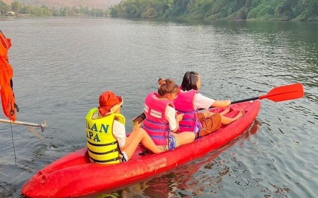 Baan Apa Erawan Resort