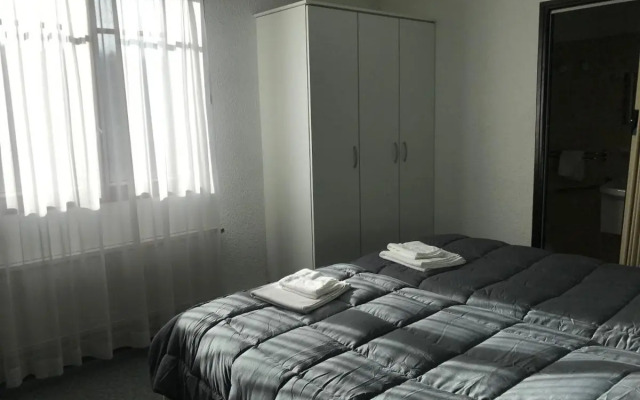 Logis Hotel Les Chênes