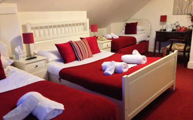 Wentworth House Hotel