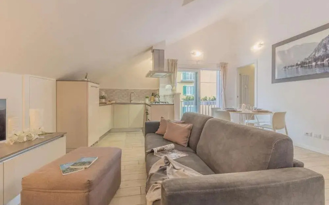 The Sweet Square Flat