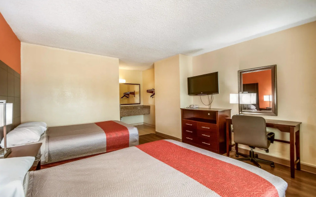 Motel 6 Washington, DC - Convention Center