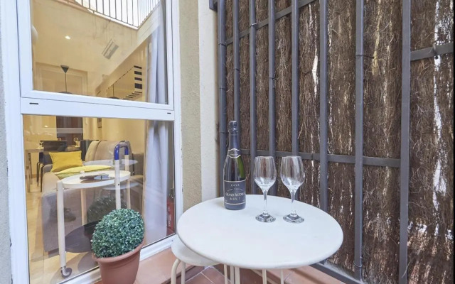 Duplex Sagrada Familia 2