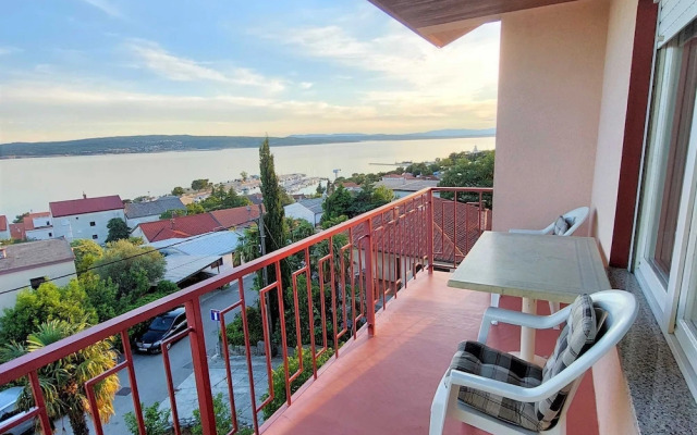 Sleek and Serene Rooms Crikvenica