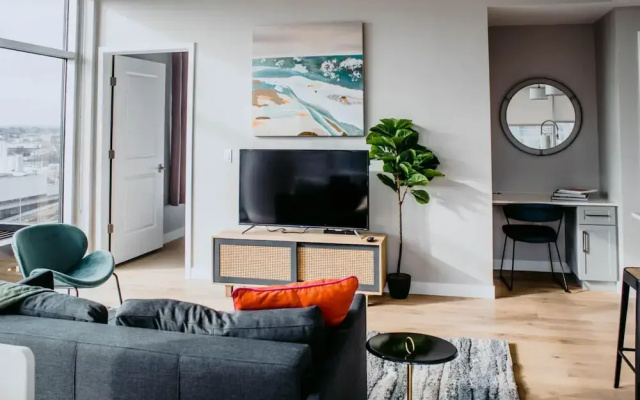 Nashville Hip 2BD 2BA Apartment