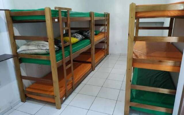 Pé de Serra Pub Hostel