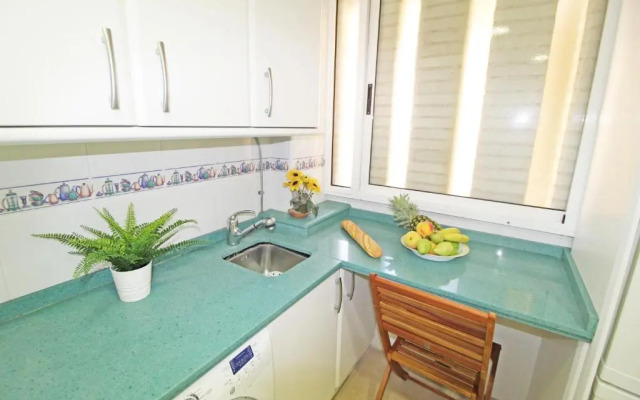 1a línea Playa San Juan. Vistas. Piscina. BBQ. Gym