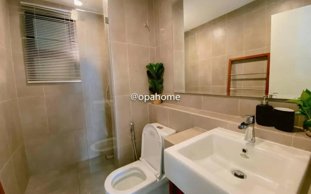OPAHOME@ Timurbay Seafront Residence 2BR Family suite Seaview and Poolview