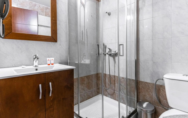 Faros 1 Hotel