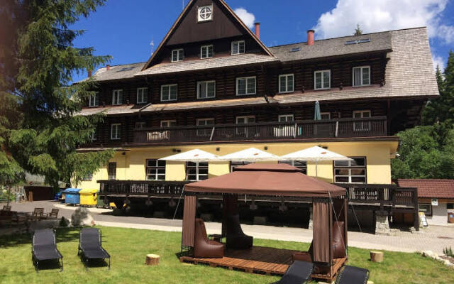 hotelImage
