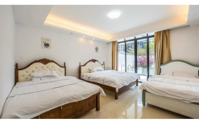 Moon River Sunshine Villa