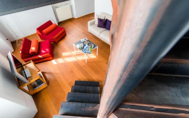 Antica Via Volta - By House Of Travelers -