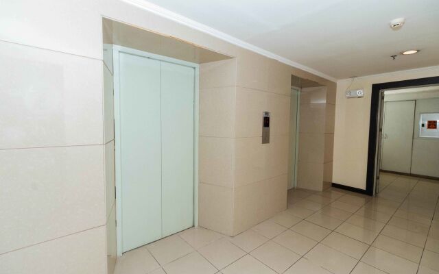 RedDoorz Plus @ Project 6 Quezon City
