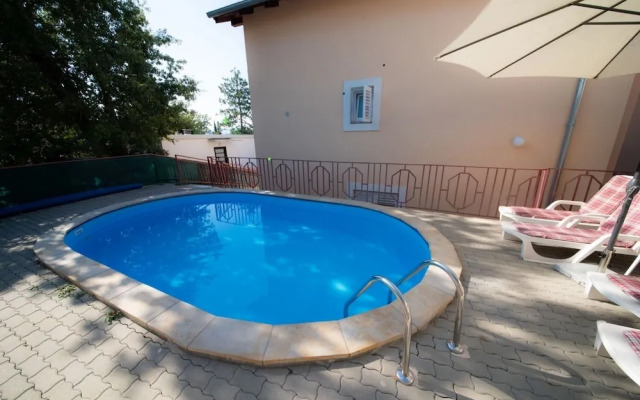 Ivona - Open Swimming Pool - A1