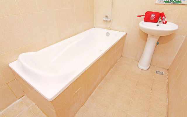 Gong Corner Guest House 2