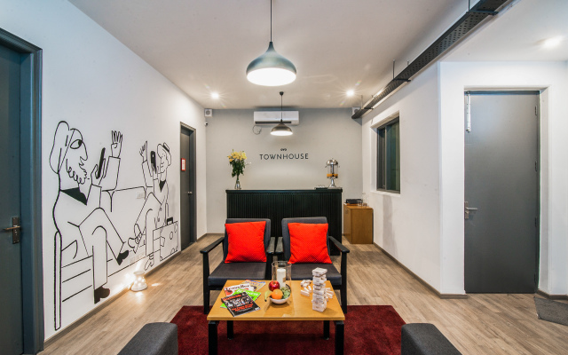 OYO Rooms Near Galleria Market