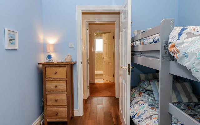 8 Thurlestone Rock