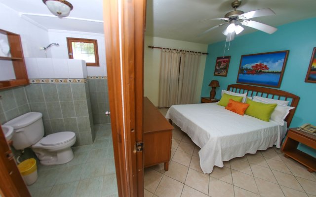 Acuarium Suite Resort