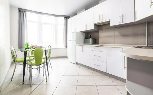 Apartments Roksolany 16