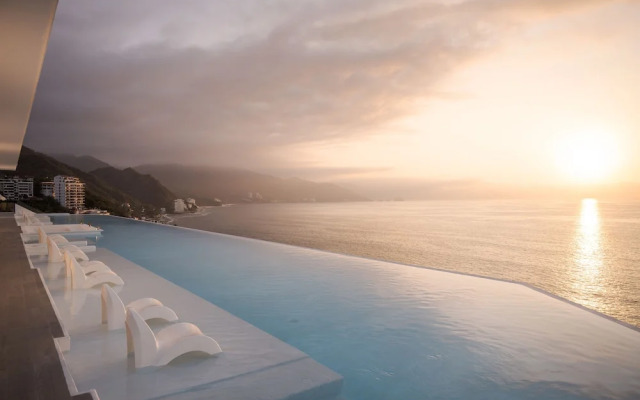 Maxwell Residences at Orchid