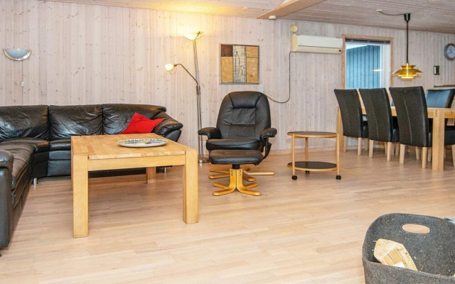 6 Person Holiday Home in Herning