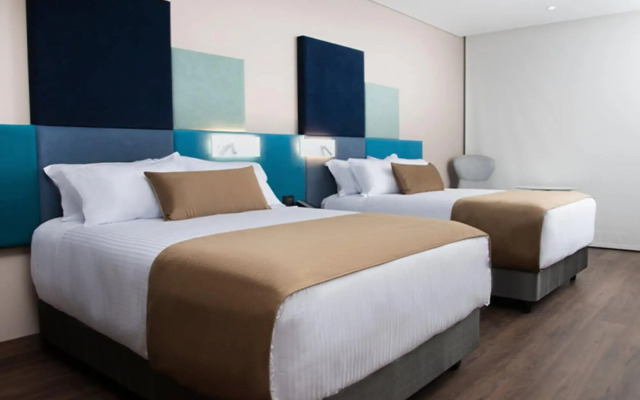 Hotel Sabana Park