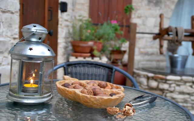 Vavla Rustic Retreat