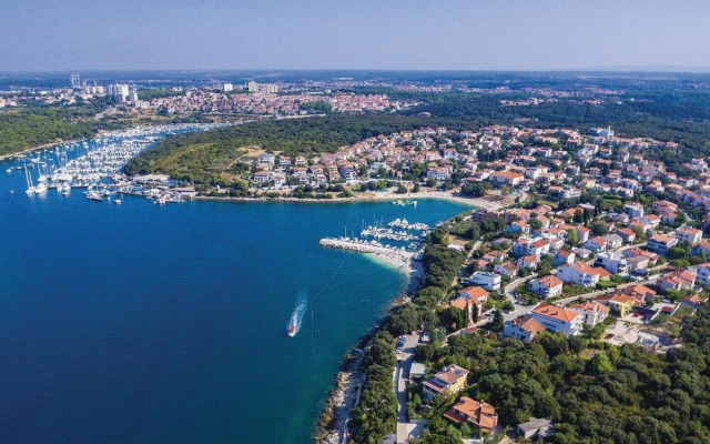 Stunning Home in Pula With Wifi and 3 Bedrooms