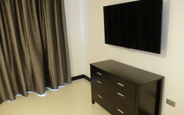 Zeppelin Suites