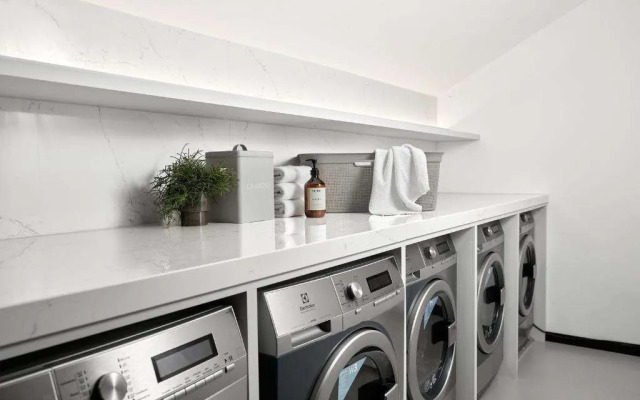 Bob W Munich Schwabing