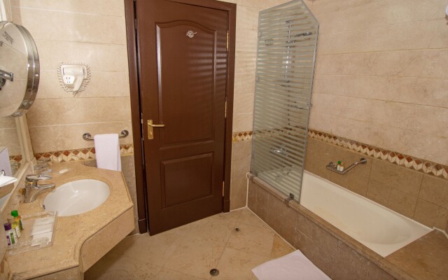 Palm Royale Resort - Soma Bay