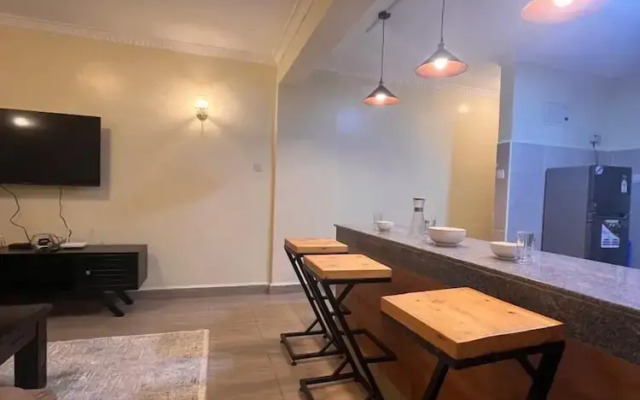 Lux Suites Kipande Family Apartments