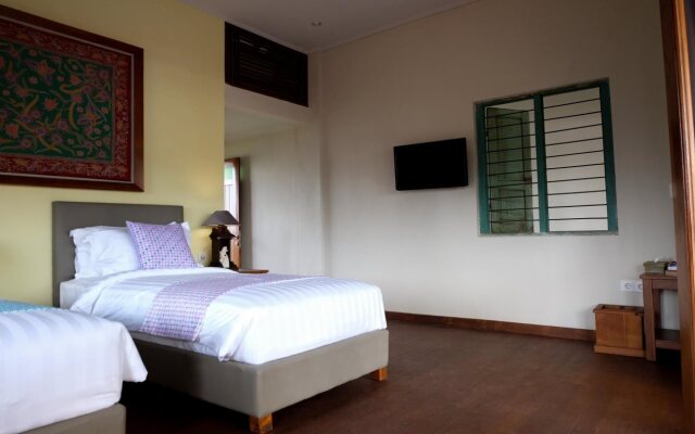 Kemboja Bed and Breakfast Cafe